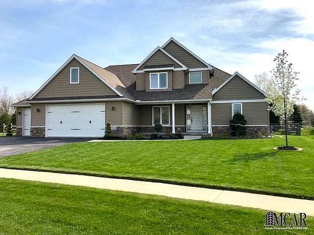 1st image of 1126 Twin Lakes Dr