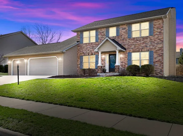 2402 W Annamere Dr, Dunlap, IL 61525