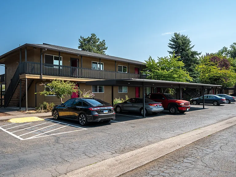 Pacific Village | Exterior