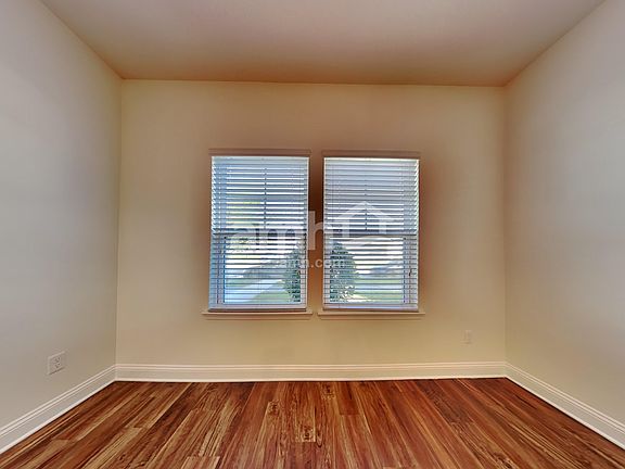 4th image of 659 Welcome Home Dr
