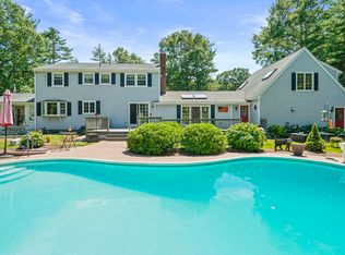 453 Elm St, Duxbury, MA 02332