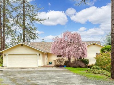 4280 Cloverlawn Dr, Grants Pass, OR, 97527