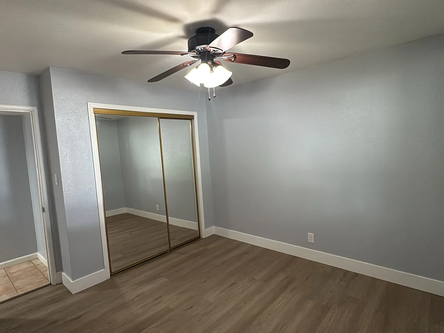 2 bed, 800 sqft, $1,775 — Photo 3