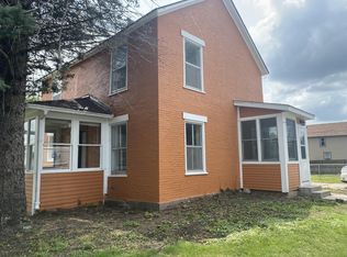 292 11th St, Marion, IA 52302