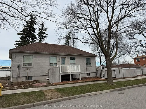 4077 Dufferin St Photo 1
