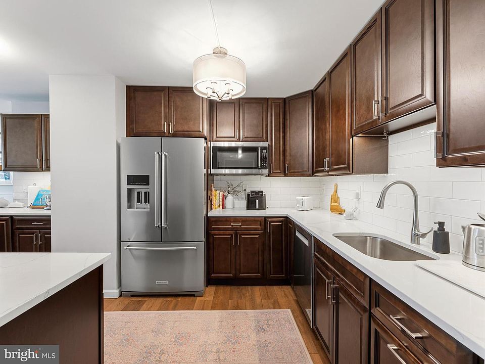 1st image of 3800 Fairfax Dr APT 314