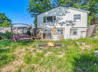 11816 Maywood Dr NE, Sparta, MI 49345