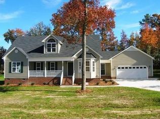 93 Gray Squirrel Dr, Angier, NC 27501