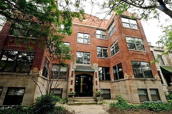 1st image of 1245 W Foster Ave APT 3W