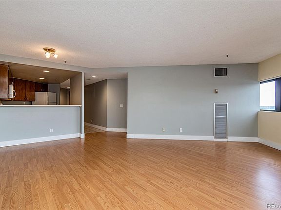 4th image of 100 Park Ave W APT 1206
