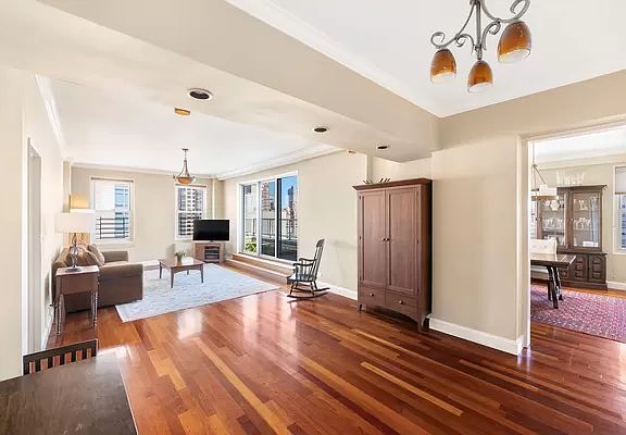 3rd image of 500 E 83rd St Penthouse E