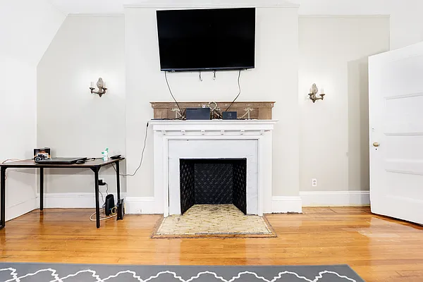 Rented by Blackwater Associates Inc. | media 10