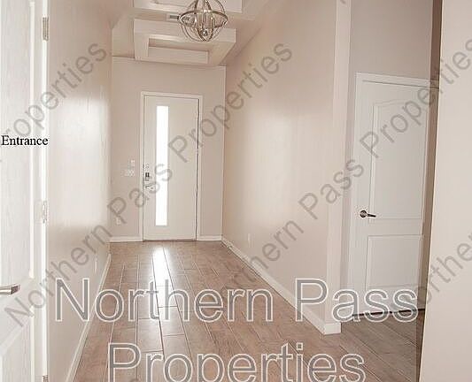 3rd image of 13094 Castleford Ln