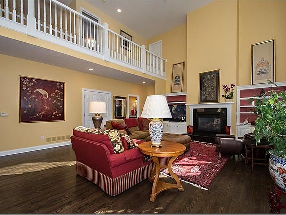 4th image of 18285 Hearthstone Ln