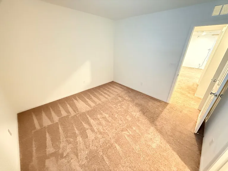 10854 Gentle Crest Ave — Photo 33