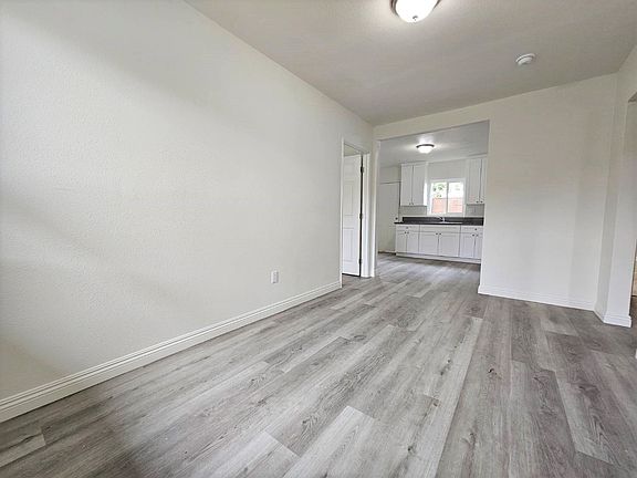 3rd image of 2715 N Central Ave #2715
