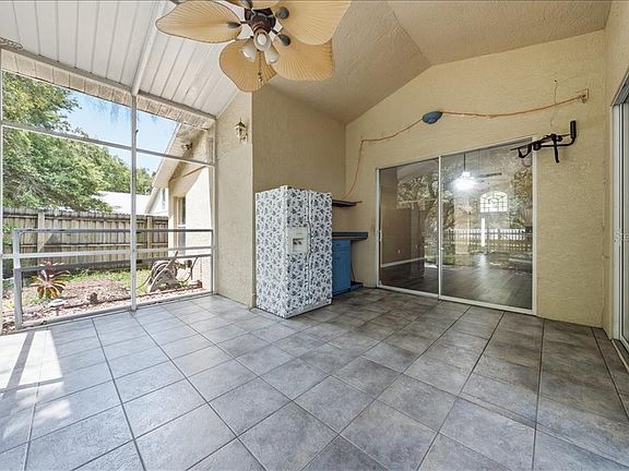 4th image of 3324 Manor Cove Cir