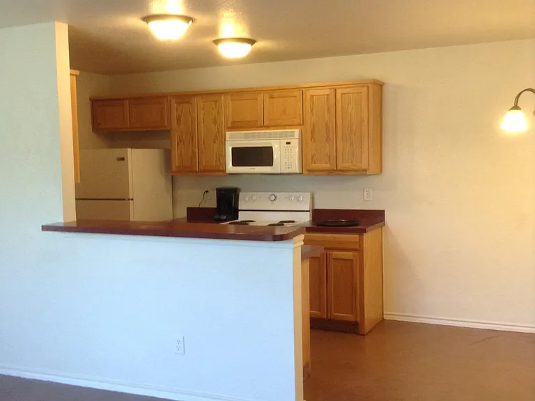 8126 Doreen Ave — Photo 8