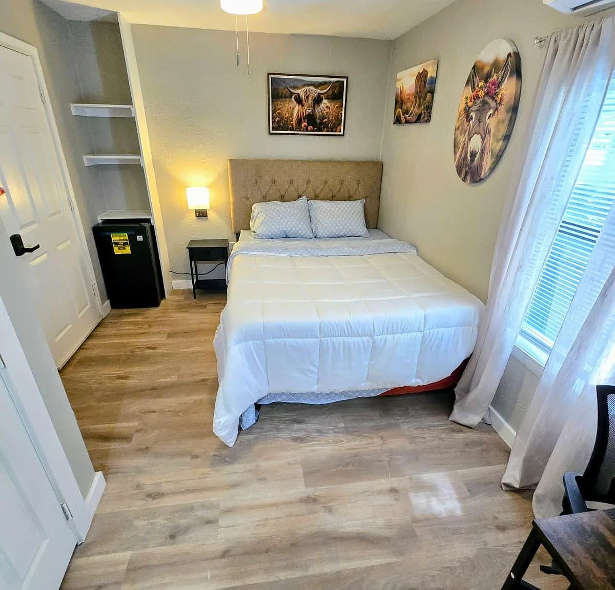 4 bed, 5.0 bath, 1496 sqft, $1,044 — Photo 1