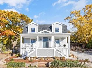 8 Reynard St, Gloucester, MA 01930