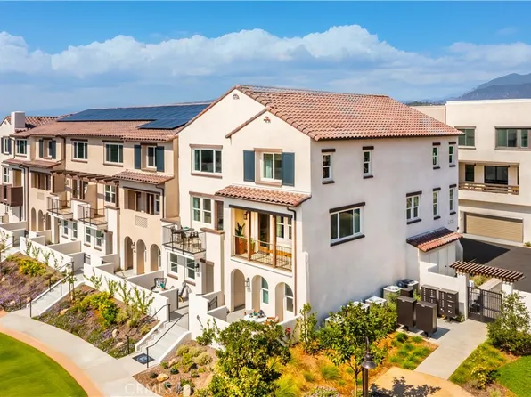 228 Stillwater Ln, Claremont, CA 91711