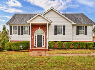 2856 Sharpie Dr, Clarksville, TN 37040