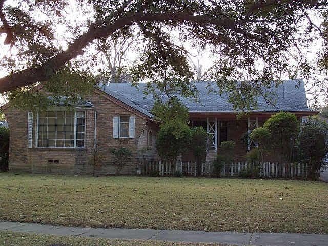 1st image of 6356 Saratoga Cir