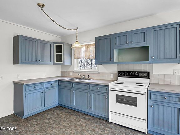 27th image of this home