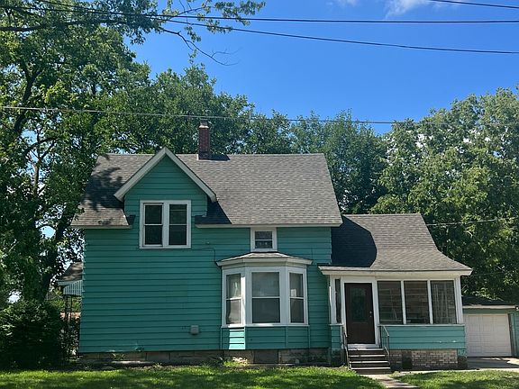 2nd image of 345 W Park Ave