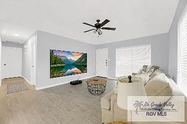 1604 Avocet Ave — Photo 2