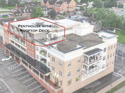 601 Genesee STREET #401, Delafield, WI, 53018