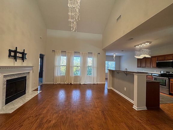 4th image of 9124 Carissa Dr