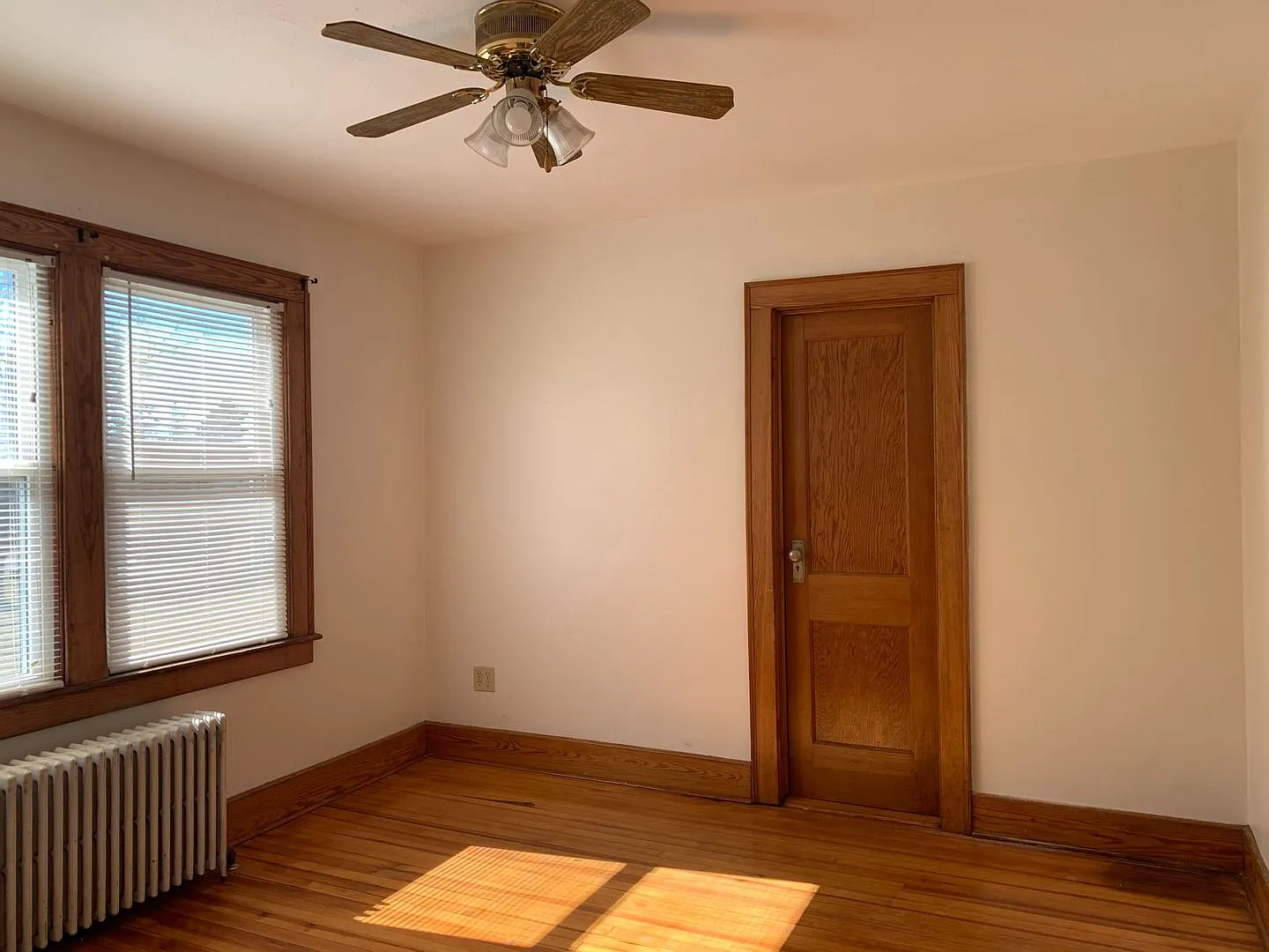 6 Silver Drive — Photo 4