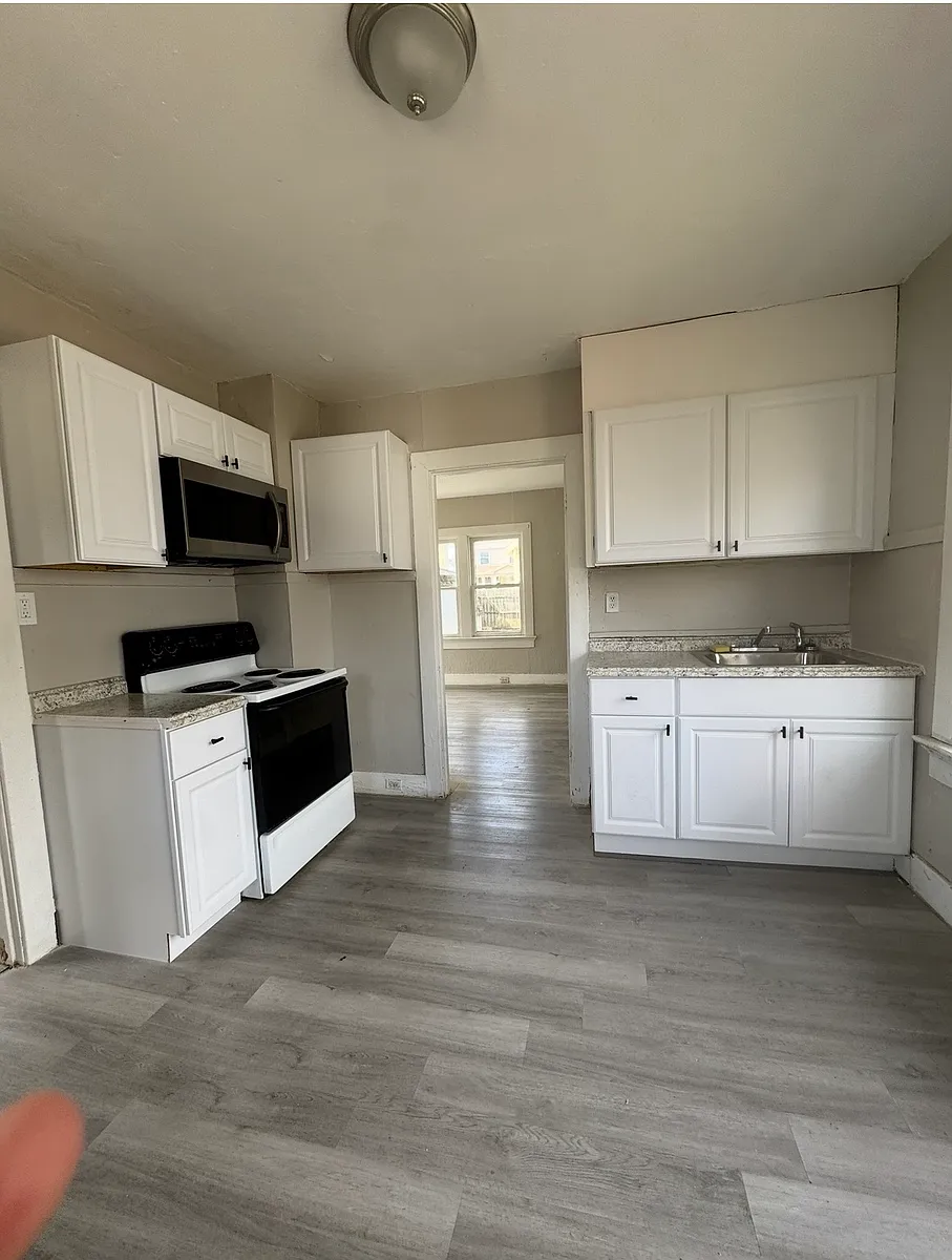 Building Photo - 1308 Arbor Ave #B
