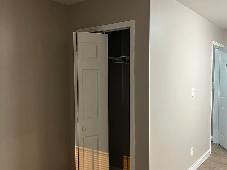 6011 New Harmony Rd #6 — Photo 4