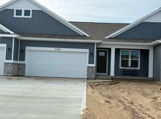 15708 Hawley Dr #49, Grand Haven, MI