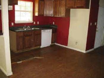 1st image of 2513 Campbell St