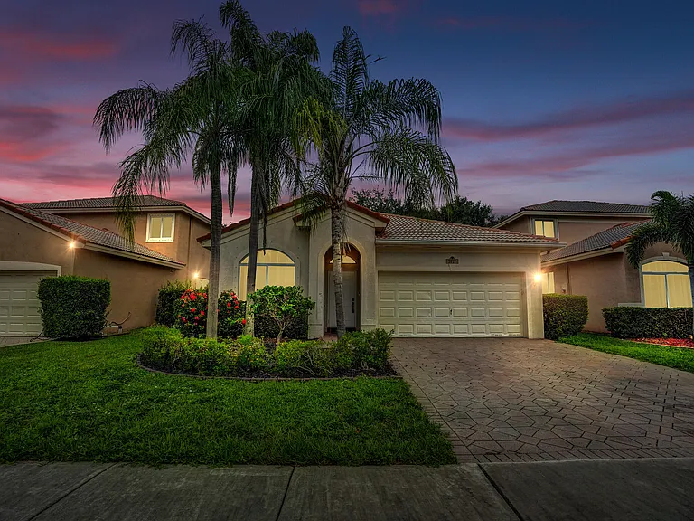 3717 Pebblebrook Mnr — Photo 3