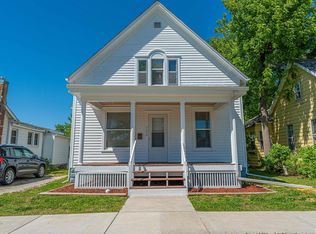 322 3rd St, Lincoln, IL 62656