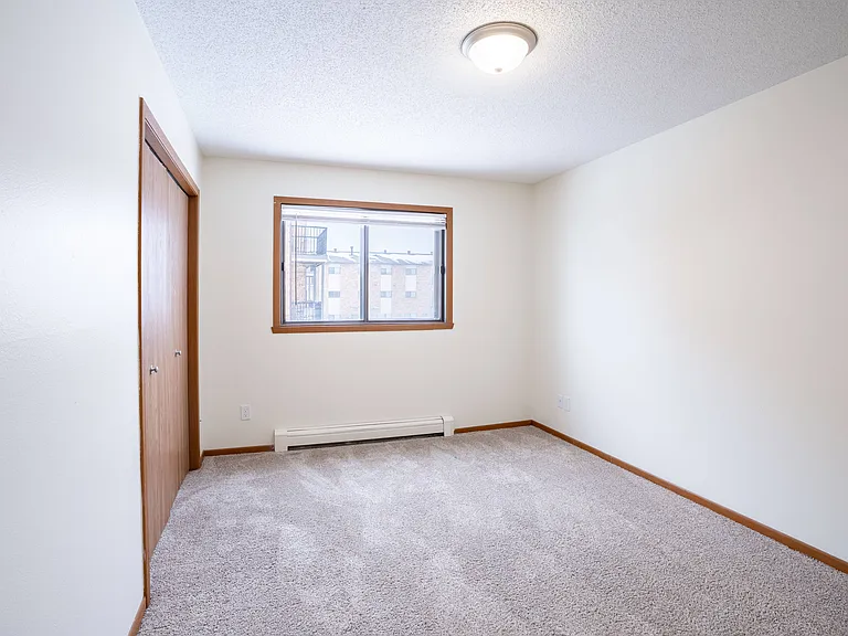 Fargo, ND Westwood Estates | 21B | Bedroom