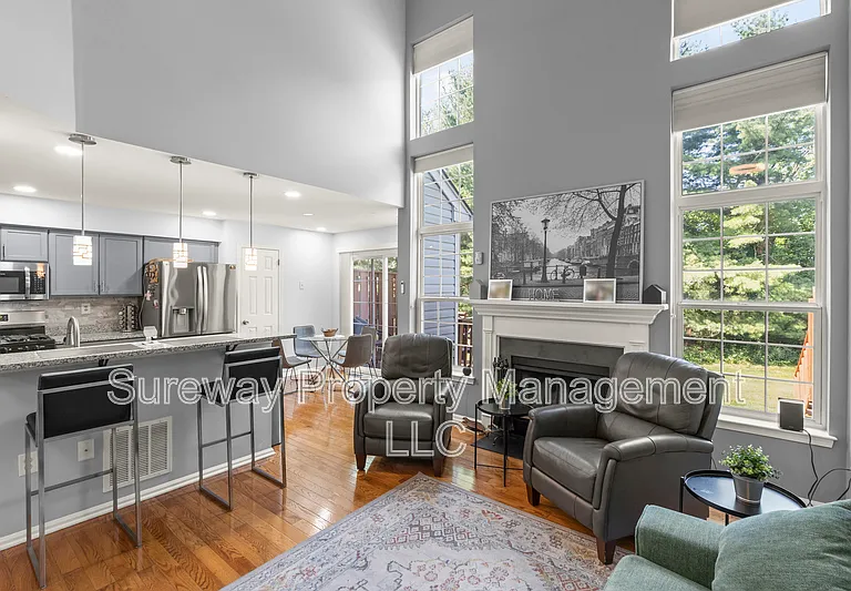 2028 Greenes Way Cir — Photo 11