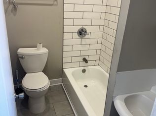 502 William St APT 1, Omaha, NE 68108