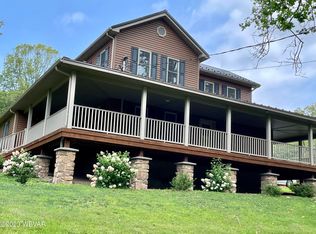 910 Furnace Run Rd, Jersey Shore, PA 17740