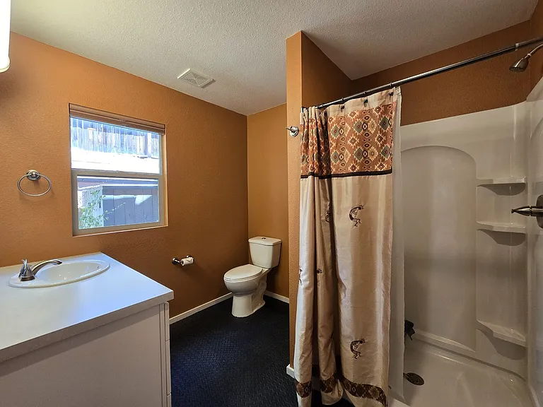 2180 W Alameda St #14 — Photo 23