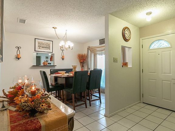 4th image of 1715 Rob Roy Ln