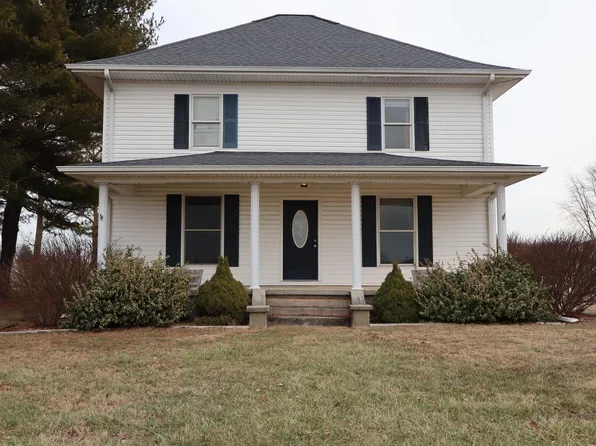 611 S 900 E, Peru, IN 46970