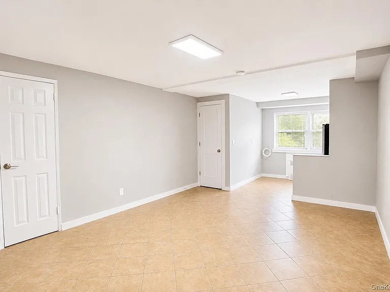 470 E Broadway #A3 — Photo 6