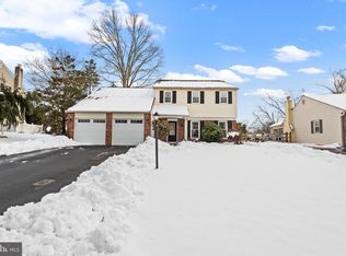 63 Forrest Dr, Holland, PA 18966