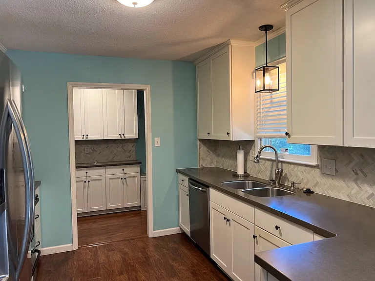 100 Jackie Ave — Photo 10