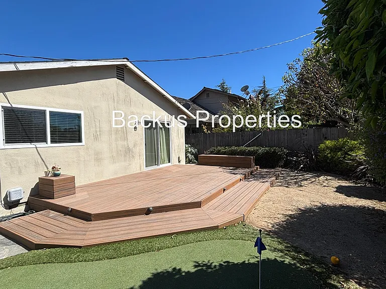 211 Chaucer Dr — Photo 27